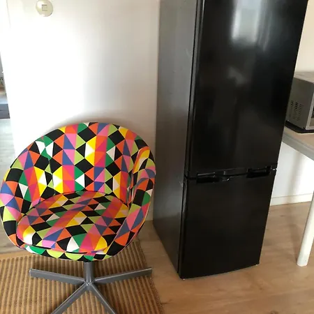 Beautiful New Central 3 Bedroom For 6 Guests Dusseldorf